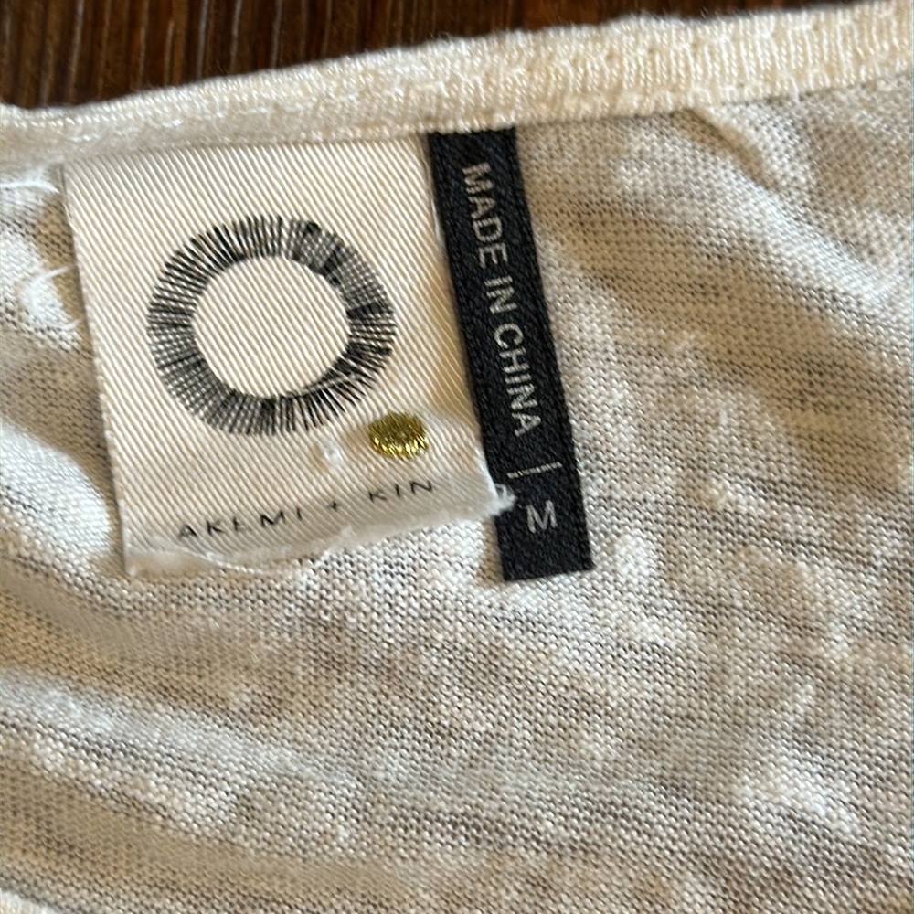 Akemi + Kin Cream Linen Top - Picture 4 of 8